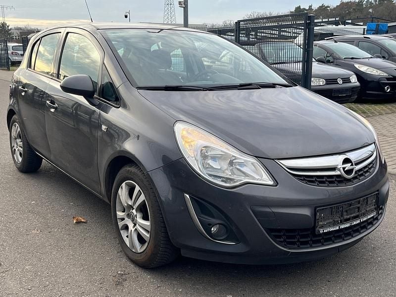 Grau Gebraucht 2011 Opel Corsa Satellite Kleinwagen | 2.999 € (Fairer Preis) - Bild 1/4