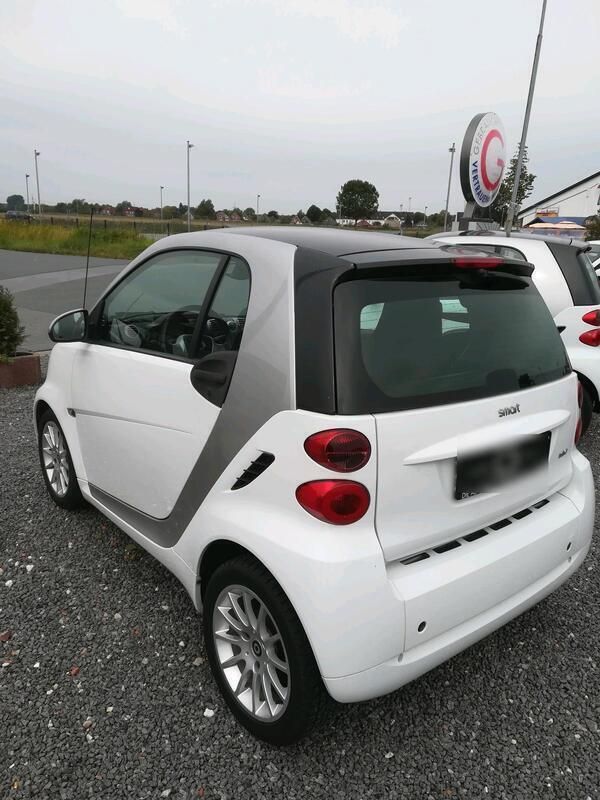 Weiß Gebraucht 2010 Smart ForTwo Cabrio Passion Cabrio | 3.699 € (Guter Preis) - Bild 1/4