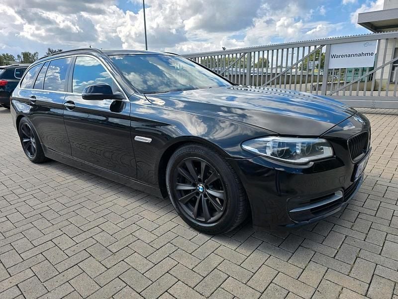 Schwarz Gebraucht 2013 BMW 525 Kombi | 7.900 € (Superpreis) - Bild 1/4