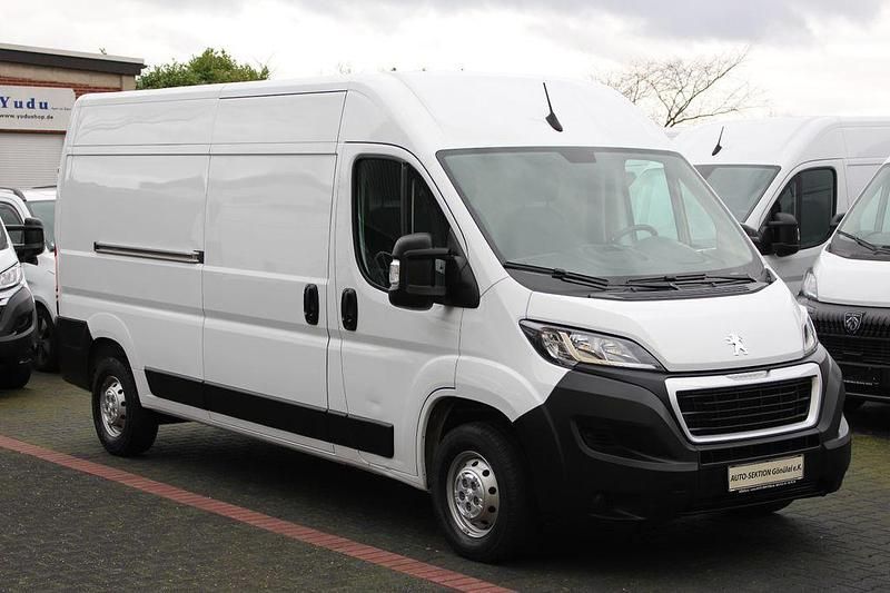 Weiß Gebraucht 2024 Peugeot Boxer Van | 19.898 € (Fairer Preis) - Bild 1/4