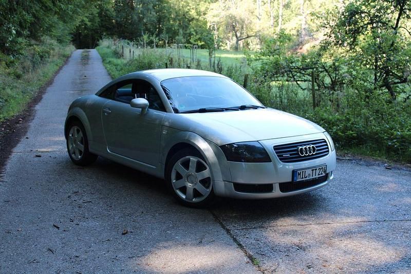 Gebraucht Audi TT Sport 224 PS (164 kW) 2000 Silber Coupé
