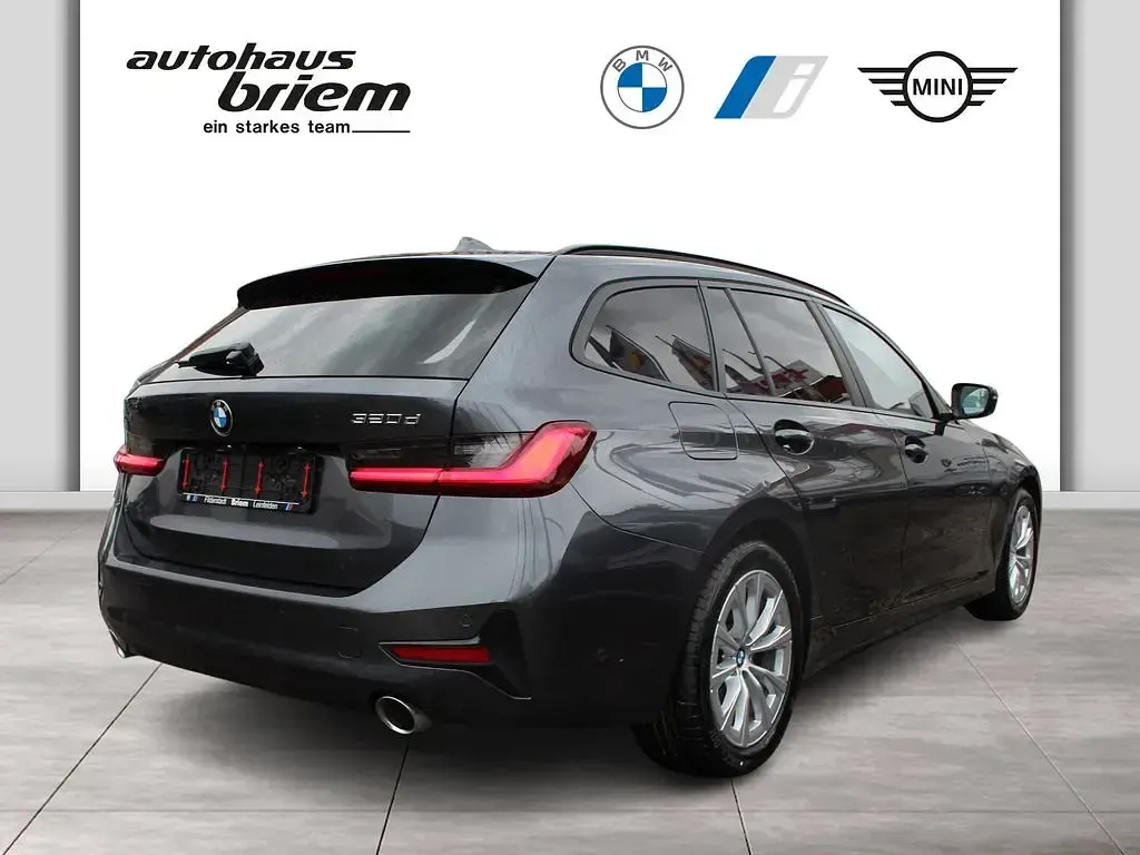 Gebraucht BMW 320 Advantage 190 PS (139 kW) 2021 Grau Kombi