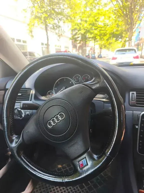 Gebraucht Audi A6 131 PS (96 kW) 2004 Silber Kombi