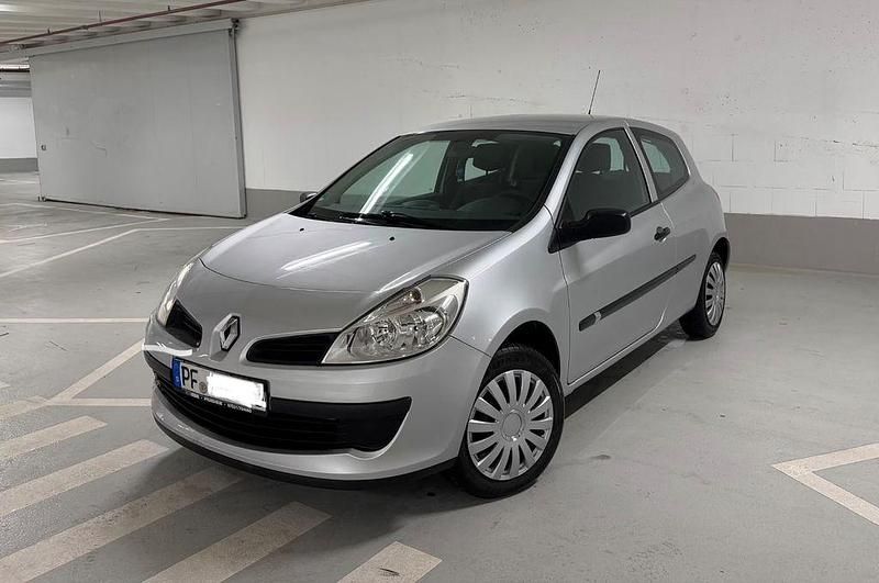 Gebraucht Renault Clio II 75 PS (55 kW) 2006 Grau Kleinwagen