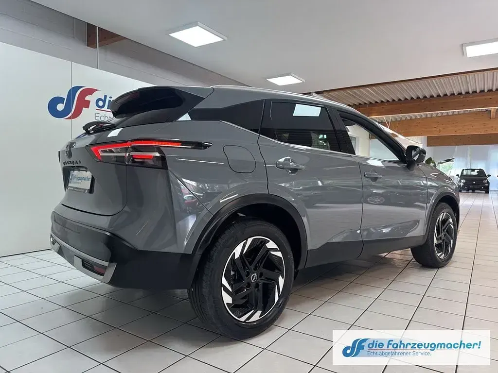 Neu Nissan Qashqai 360º 158 PS (116 kW) 2026 Grau SUV
