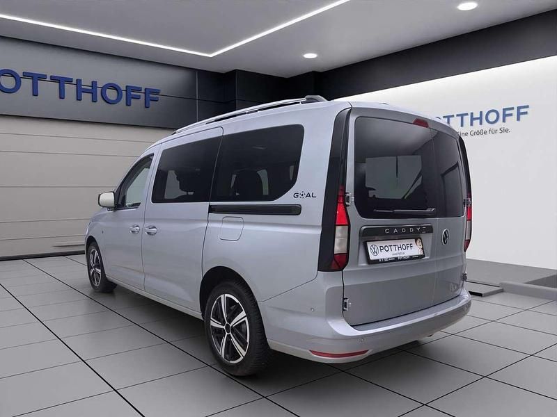 Neu VW Caddy Goal 116 PS (85 kW) 2025 Oyster silver metallic Van / Kleinbus