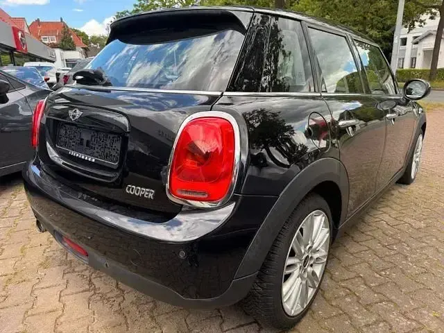 Gebraucht Mini Cooper 136 PS (100 kW) 2017 Schwarz Kleinwagen