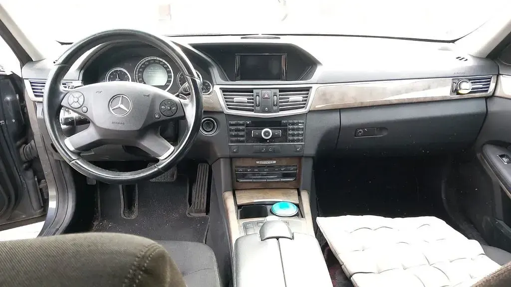 Gebraucht Mercedes E350 Elegance 292 PS (214 kW) 2009 Kombi