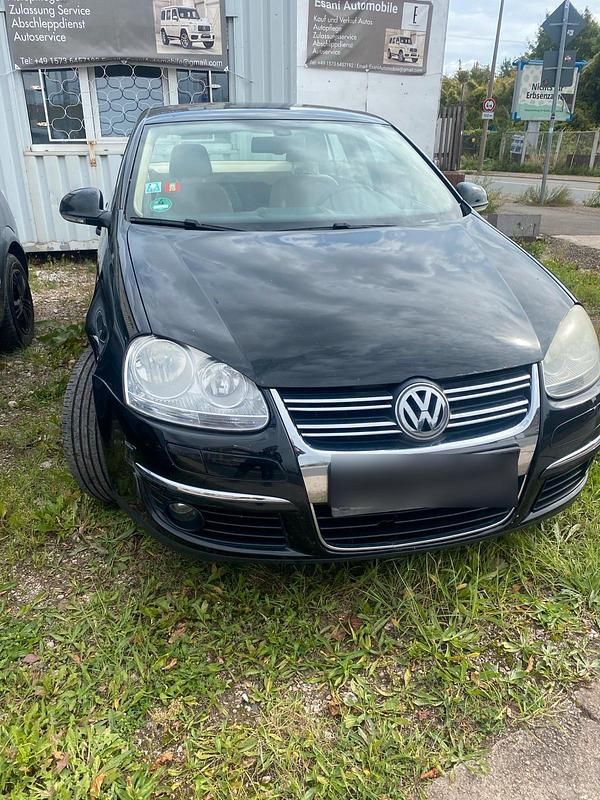 Schwarz Gebraucht 2005 VW Jetta Limousine | 1.100 € (Superpreis) - Bild 1/4