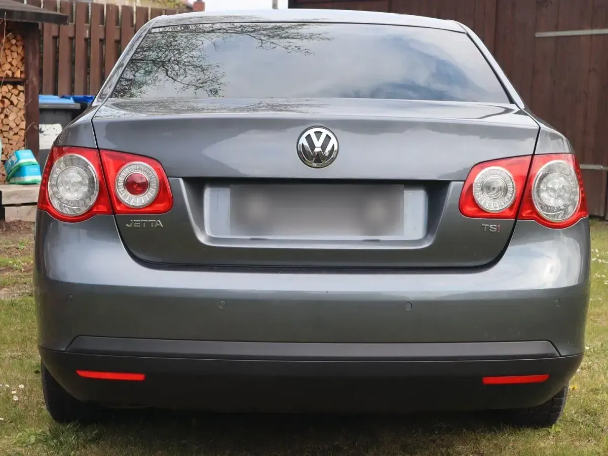 Brugt VW Jetta Freestyle 125 HK (91 kW) 2009 Grå Sedan