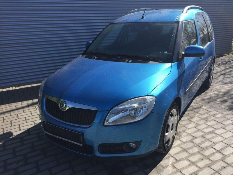 Blau Gebraucht 2007 Skoda Roomster Style Kombi | 1.490 € (Superpreis) - Bild 1/3