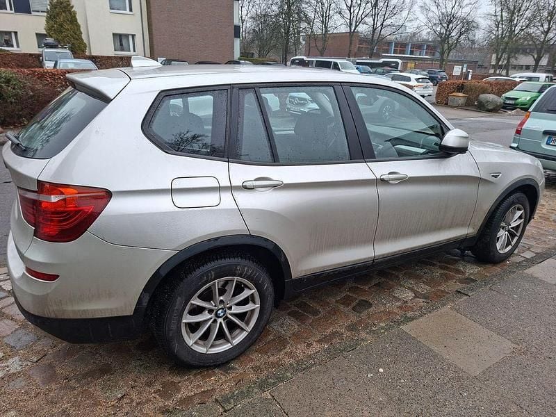 Gebraucht BMW X3 Sport Line 190 PS (139 kW) 2016 Silber SUV