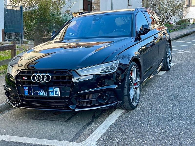 Gebraucht Audi S6 Ambiente 450 PS (330 kW) 2018 Schwarz Kombi