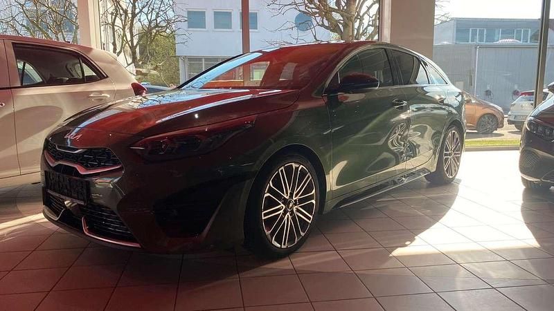 Gebraucht Kia ProCeed GT-Line 160 PS (117 kW) 2023 Grün Kombi