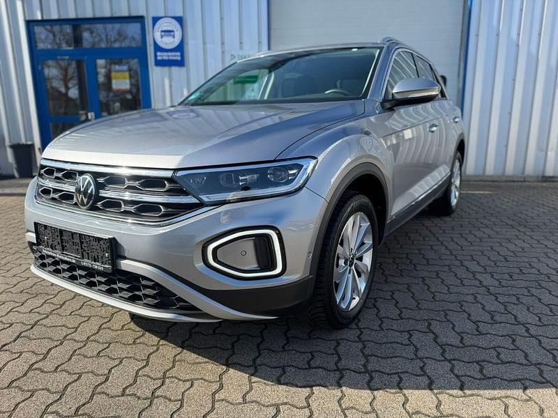 Gebraucht VW T-Roc Style 150 PS (110 kW) 2024 Silber SUV