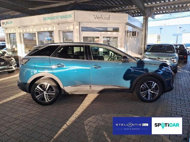 Gebraucht Peugeot 3008 Allure 131 PS (96 kW) 2023 Blau SUV