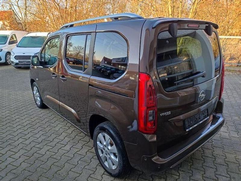 Gebraucht Opel Combo Life Innovation 131 PS (96 kW) 2020 Braun Van / Kleinbus