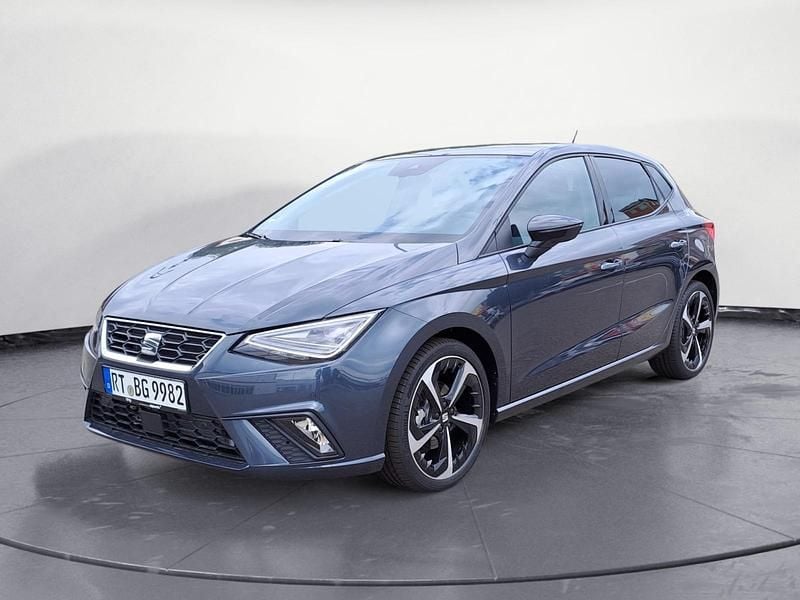 Grau Gebraucht 2025 Seat Ibiza FR Kleinwagen | 26.990 € (Teuer) - Bild 1/4