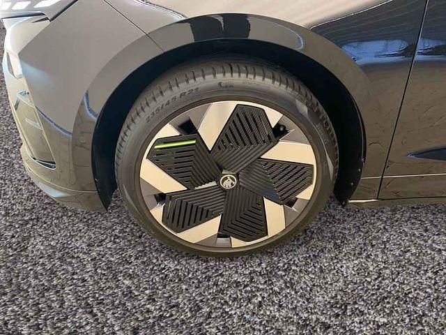 Gebraucht Skoda Enyaq iV RS 250 kW (340 PS) 2025 Schwarzmagic perleffekt SUV