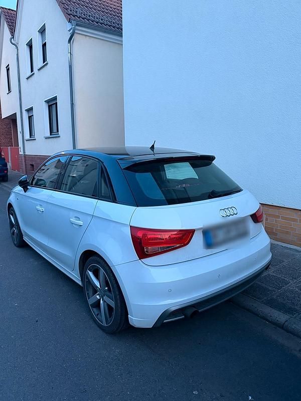 Gebraucht Audi A1 S-Line 86 PS (63 kW) 2013 Weiß Kleinwagen