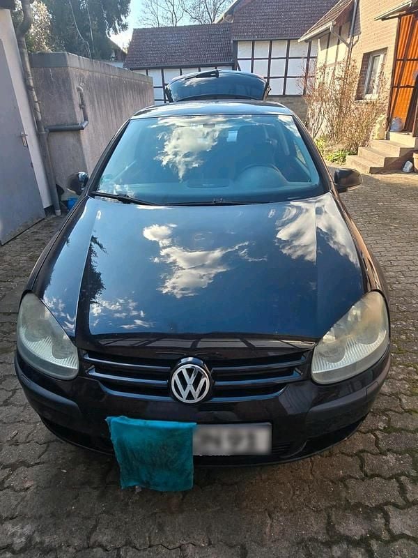 Gebraucht VW Golf V 2004 Schwarz Kleinwagen