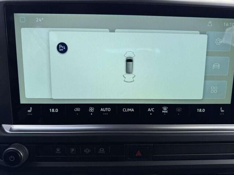 Gebraucht VW Caravelle Basis 150 PS (110 kW) 2025 Midnight black Van / Kleinbus