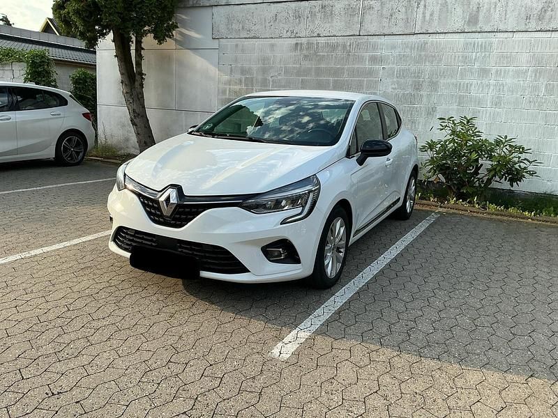 Weiß Gebraucht 2020 Renault Clio V Intens Limousine | 12.984 € (Fairer Preis) - Bild 1/4