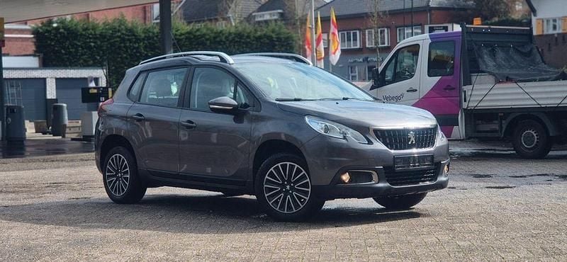Gebraucht Peugeot 2008 Allure 110 PS (80 kW) 2017 Grau SUV