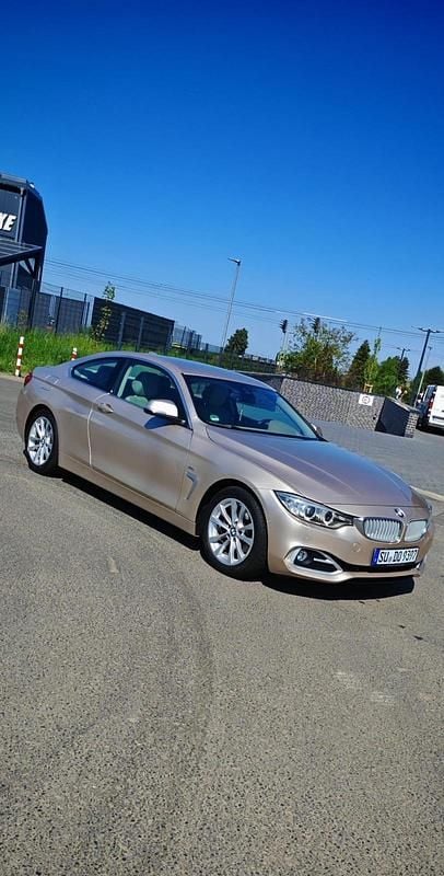 Silber Gebraucht 2014 BMW 420 Coupé | 17.500 € (Guter Preis) - Bild 1/4