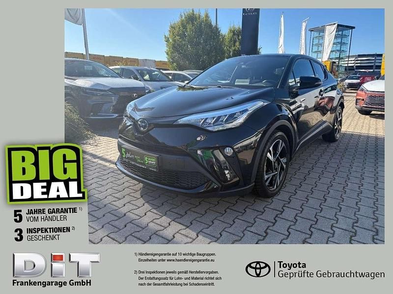 Mysticschwarz mica metallic Gebraucht 2022 Toyota C-HR Team SUV | 23.489 € (Fairer Preis) - Bild 1/4
