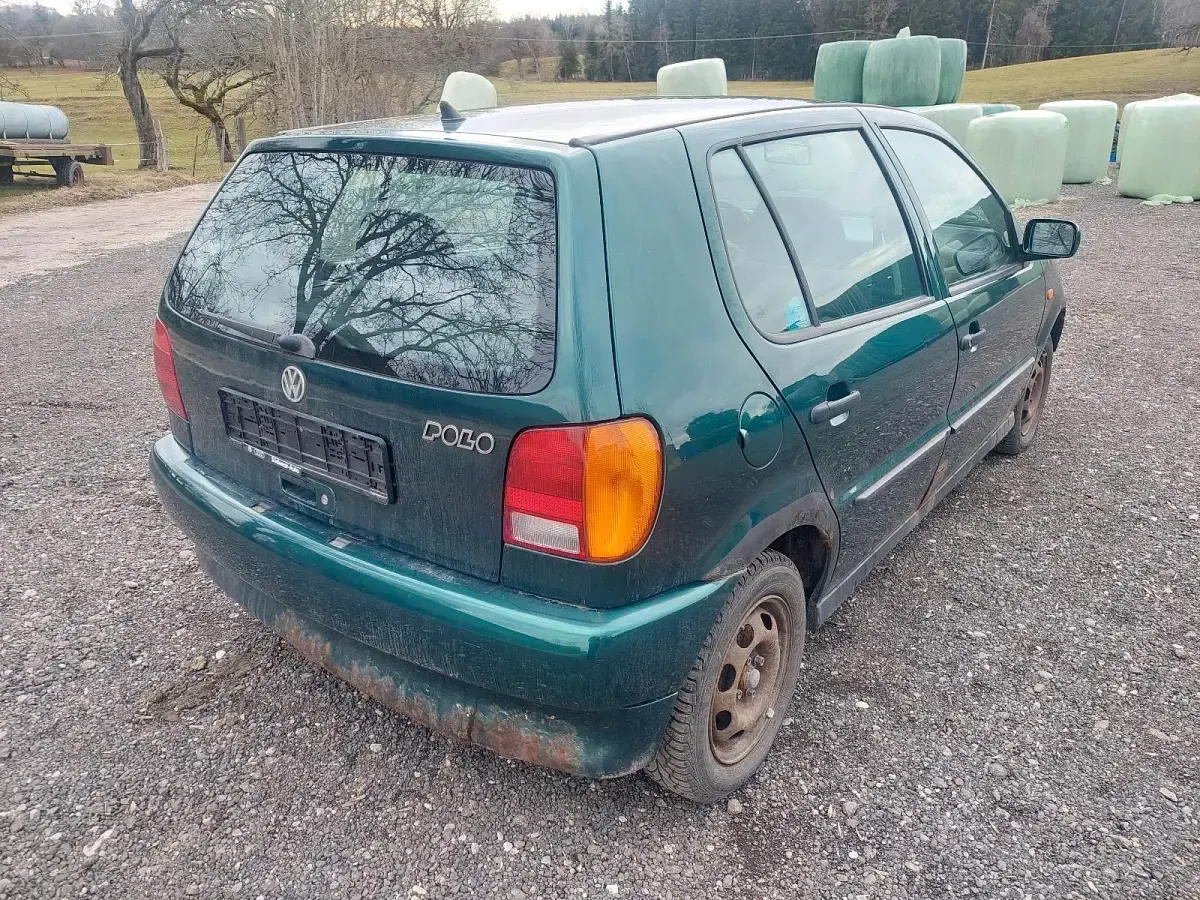 Gebraucht VW Polo 60 PS (44 kW) 1996 Grün Kleinwagen
