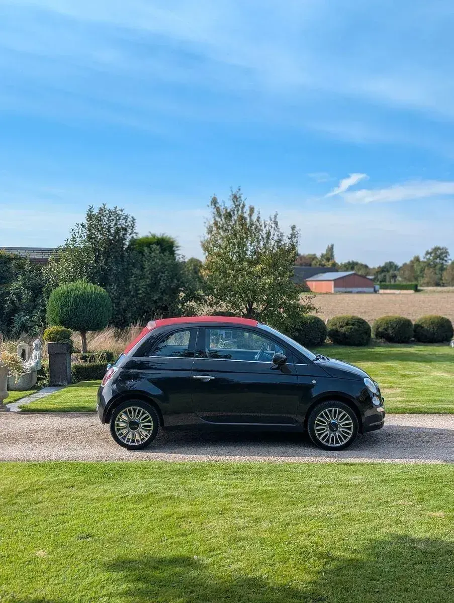 Gebraucht Fiat 500 Lounge 69 PS (50 kW) 2014 Schwarz Cabrio