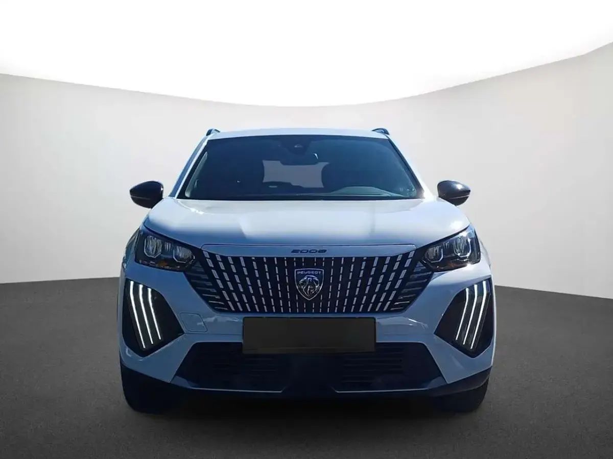 Gebraucht Peugeot 2008 Allure 101 PS (74 kW) 2024 Weiß SUV