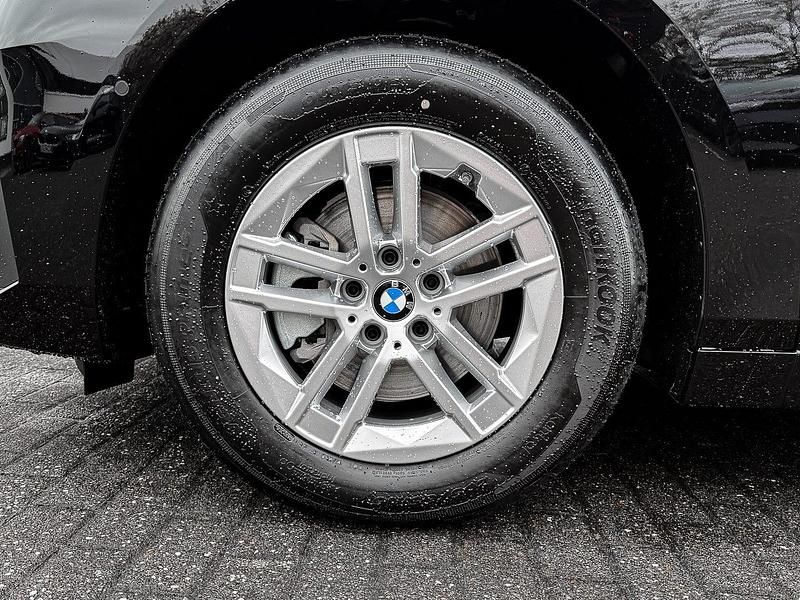 Neu BMW 216 Active Tourer 122 PS (89 kW) 2026 Schwarz Van / Kleinbus
