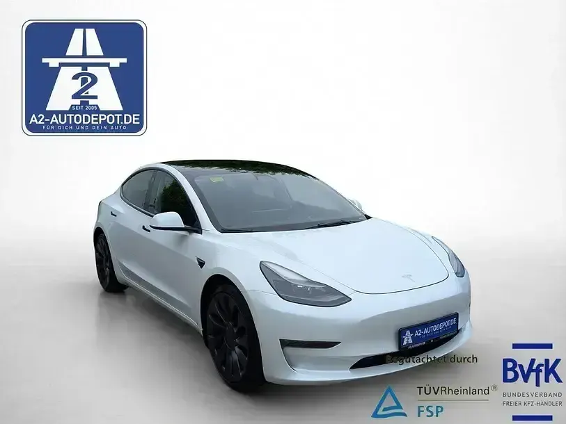 Usado Tesla Model 3 Performance 377 kW (513 CV) 2022 Blanco Berlina