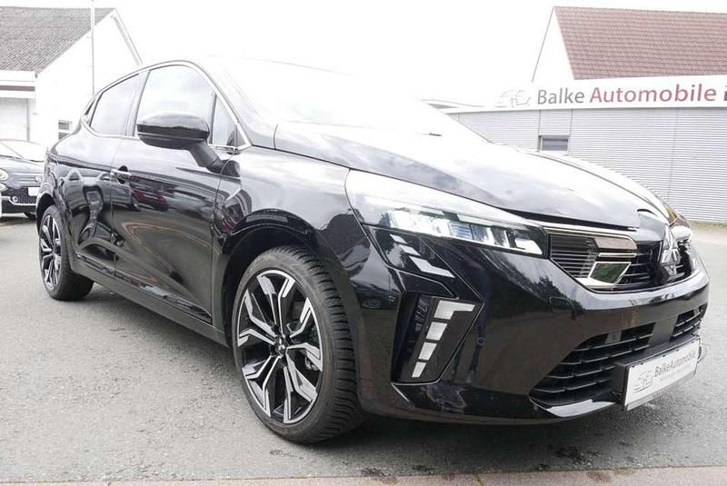 Gebraucht Mitsubishi Colt Select 91 PS (66 kW) 2024 Onyx schwarz metallic Kleinwagen