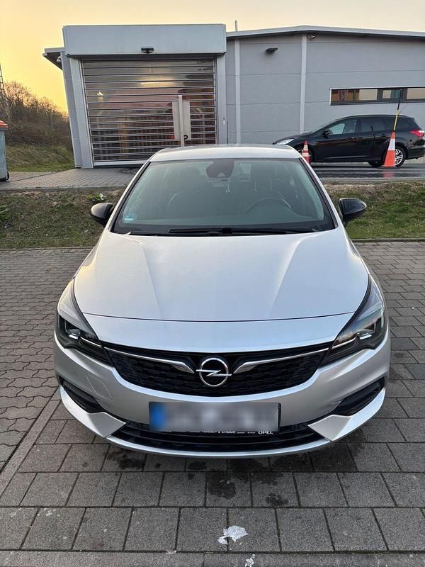 Gebraucht Opel Astra Elegance 131 PS (96 kW) 2021 Silber Limousine