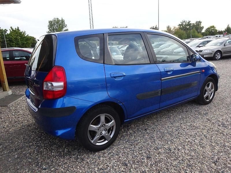 Gebraucht Honda Jazz 77 PS (56 kW) 2008 Blau Kleinwagen