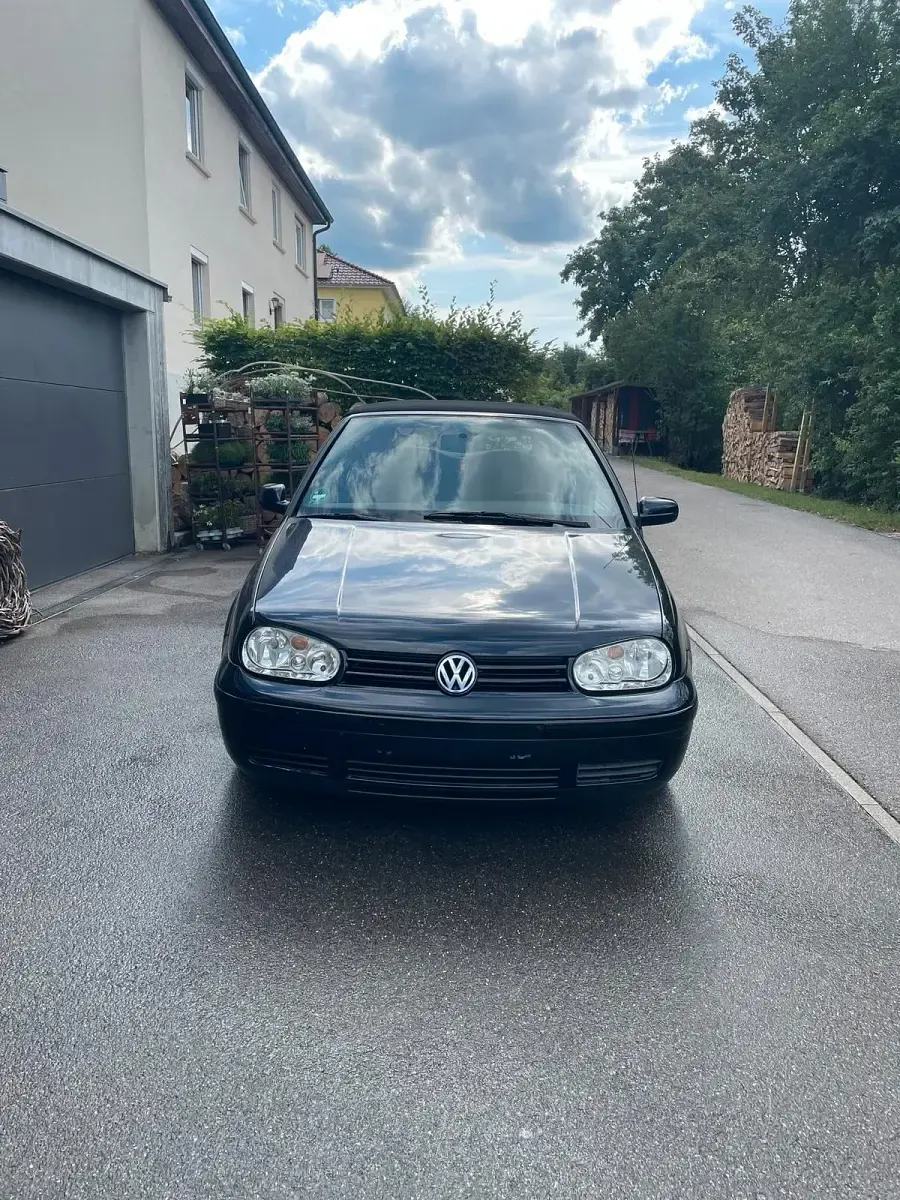 Gebraucht VW Golf Cabriolet 90 PS (66 kW) 2000 Schwarz Cabrio