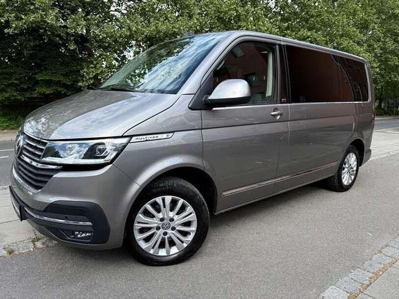 Gebraucht VW Multivan Generation Six 110 PS (80 kW) 2021 Beige Van