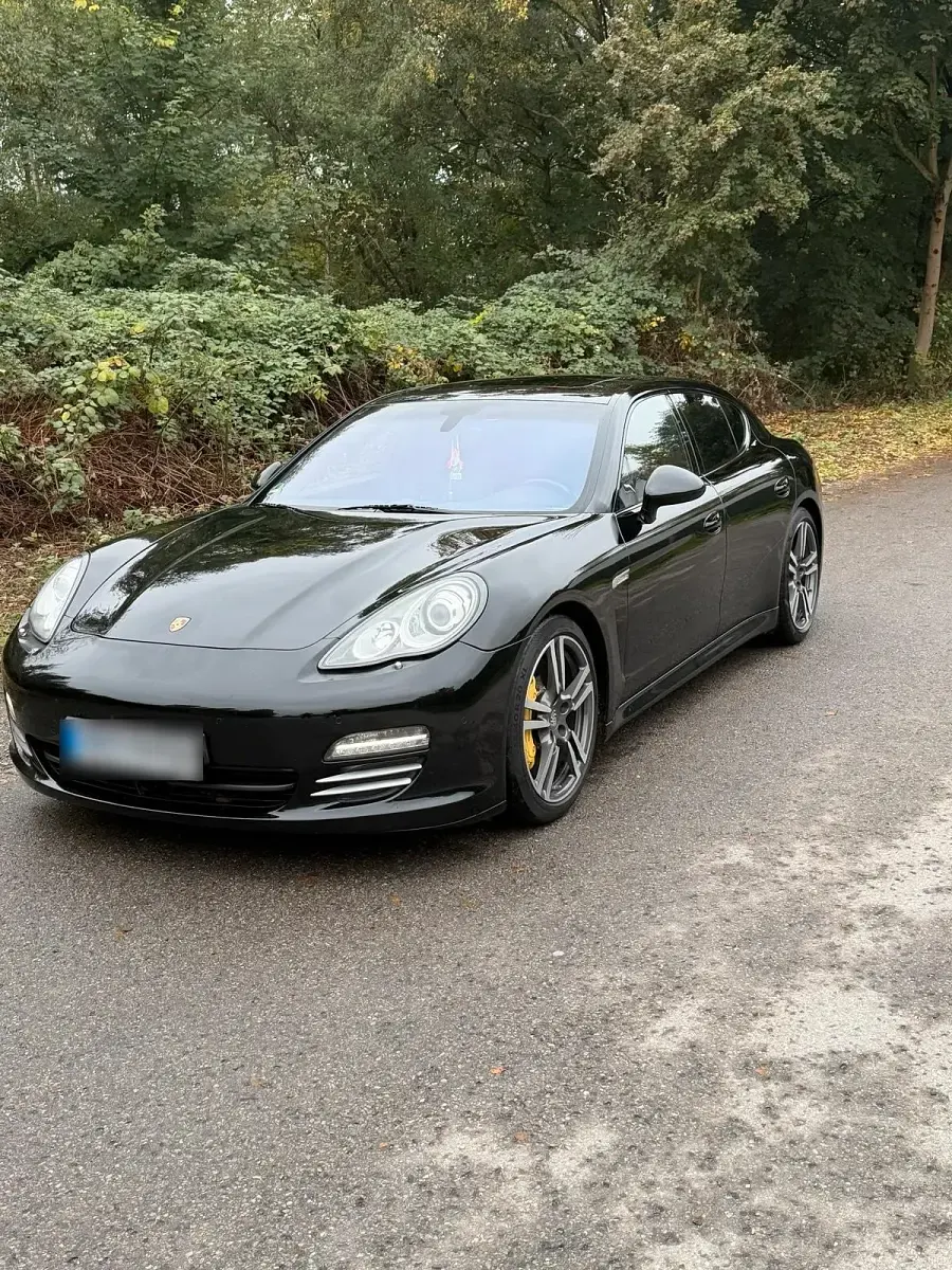 Gebraucht Porsche Panamera 400 PS (294 kW) 2010 Schwarz Kleinwagen