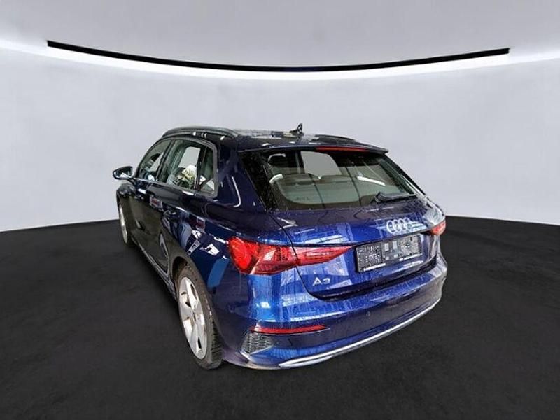 Gebraucht Audi A3 Advanced Plus 150 PS (110 kW) 2021 Navarrablau metallic Limousine
