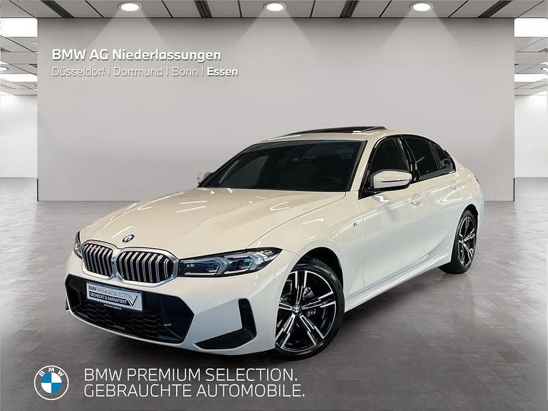 Weiß Gebraucht 2025 BMW 320 Comfort Edition Limousine | 43.599 € (Fairer Preis) - Bild 1/4