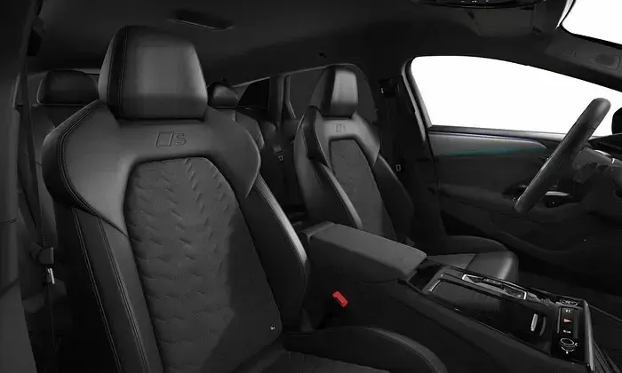 Usata Audi A6 e-tron Ambiente 314 kW (428 CV) 2025 Grigio Station wagon