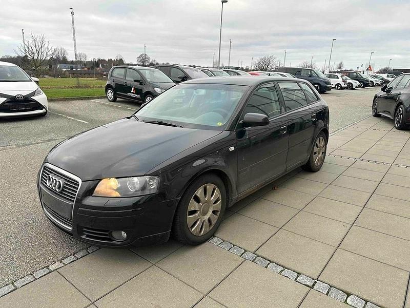 Schwarz Gebraucht 2007 Audi A3 Attraction Limousine | 1.400 € (Guter Preis) - Bild 1/4