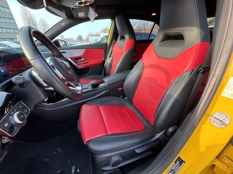 Gebraucht Mercedes A250 Premium 218 PS (160 kW) 2022 Gelb Limousine