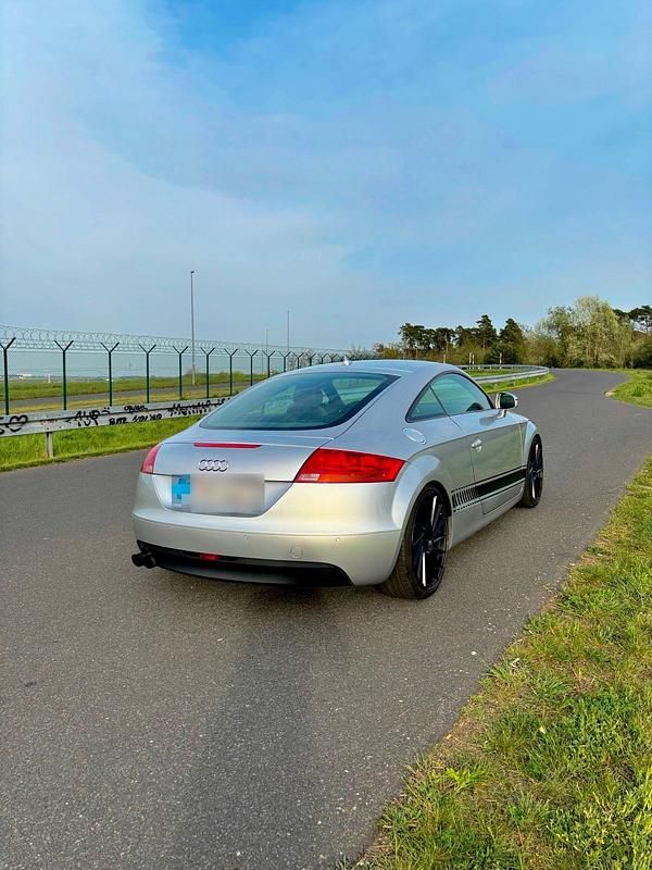 Gebraucht Audi TT 200 PS (147 kW) 2006 Silber Coupé