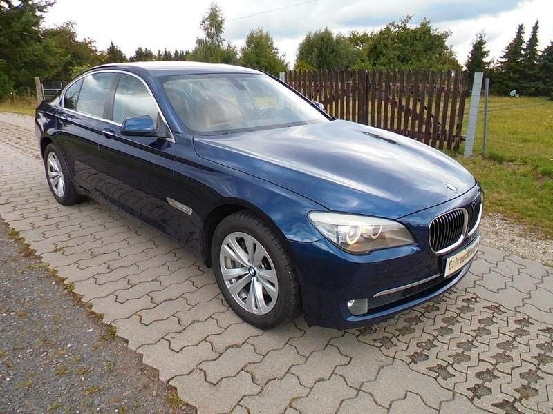 Gebraucht BMW 730 245 PS (180 kW) 2010 Blau Limousine