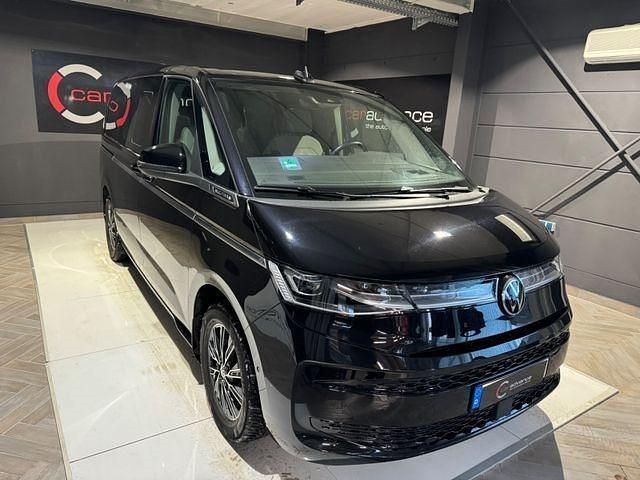 Gebraucht VW Multivan Style 150 PS (110 kW) 2025 Schwarz Van