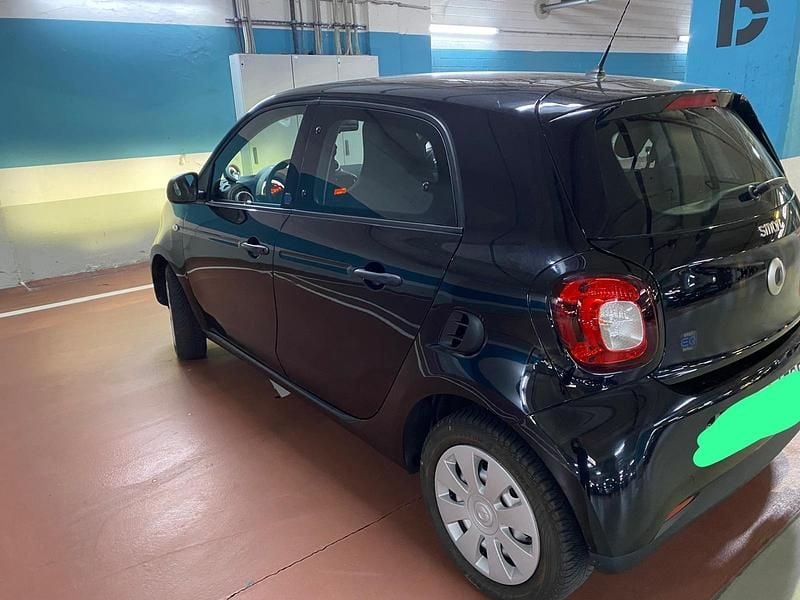 Schwarz Gebraucht 2020 Smart ForFour Electric Drive Kleinwagen | 8.000 € (Guter Preis) - Bild 1/4